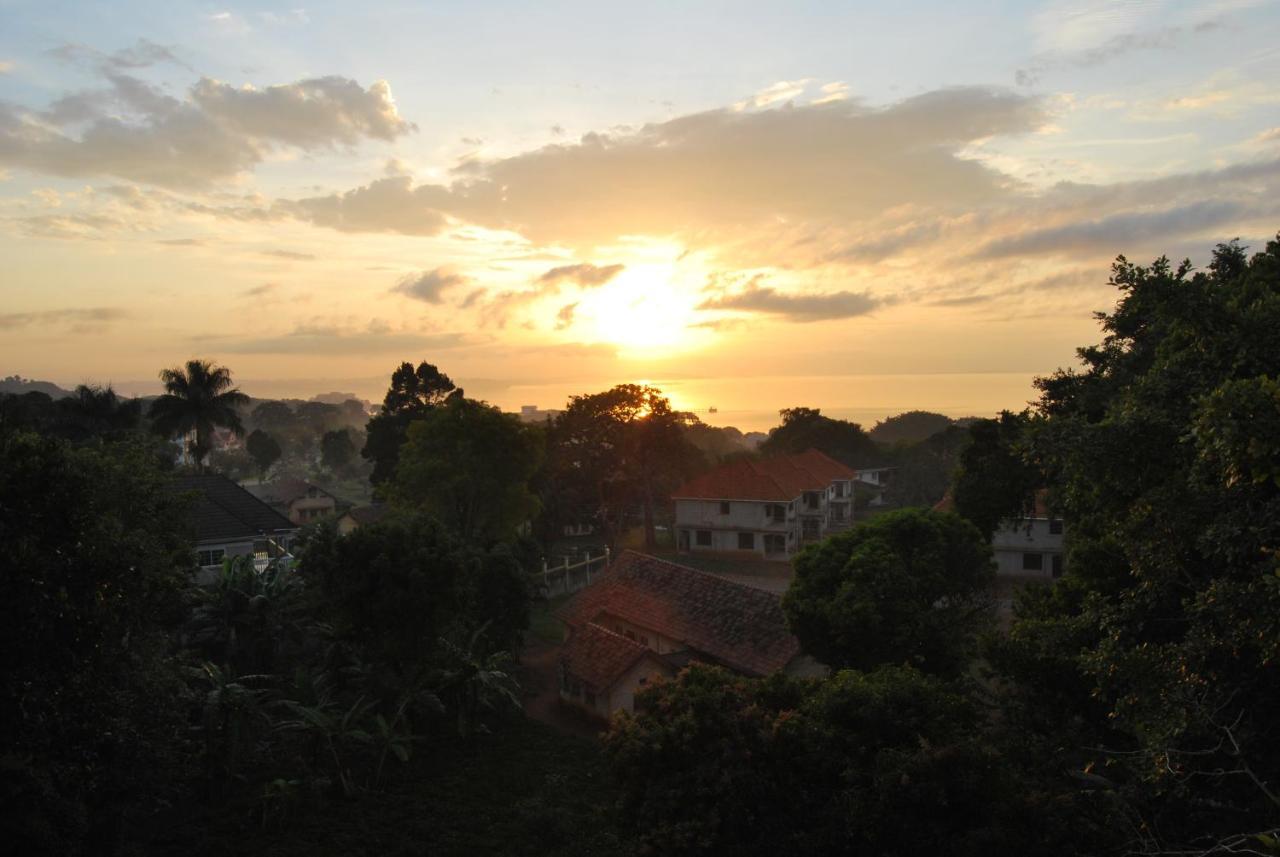 Frontiers Hotel Entebbe Exterior photo