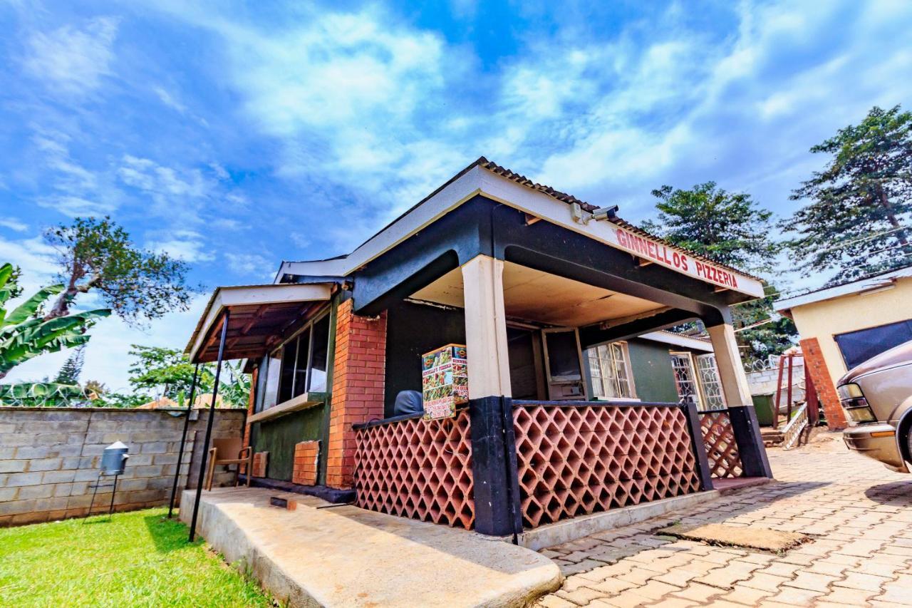 Frontiers Hotel Entebbe Exterior photo